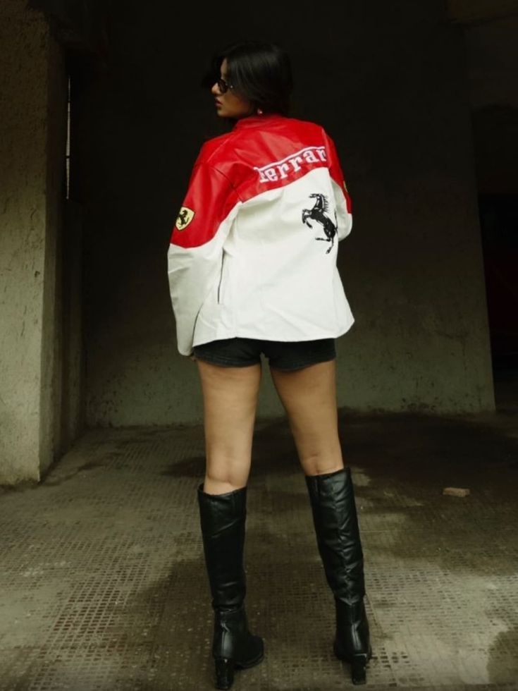 Vintage Ferrari Racing Jacket – Red & White Motorsport F1 Streetwear Zip-Up