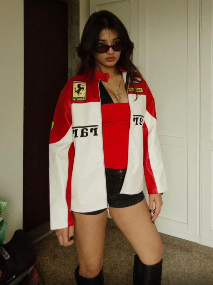 Vintage Ferrari Racing Jacket – Red & White Motorsport F1 Streetwear Zip-Up